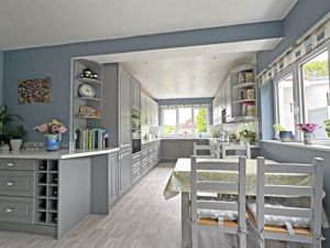 Photo 10- click for photo gallery